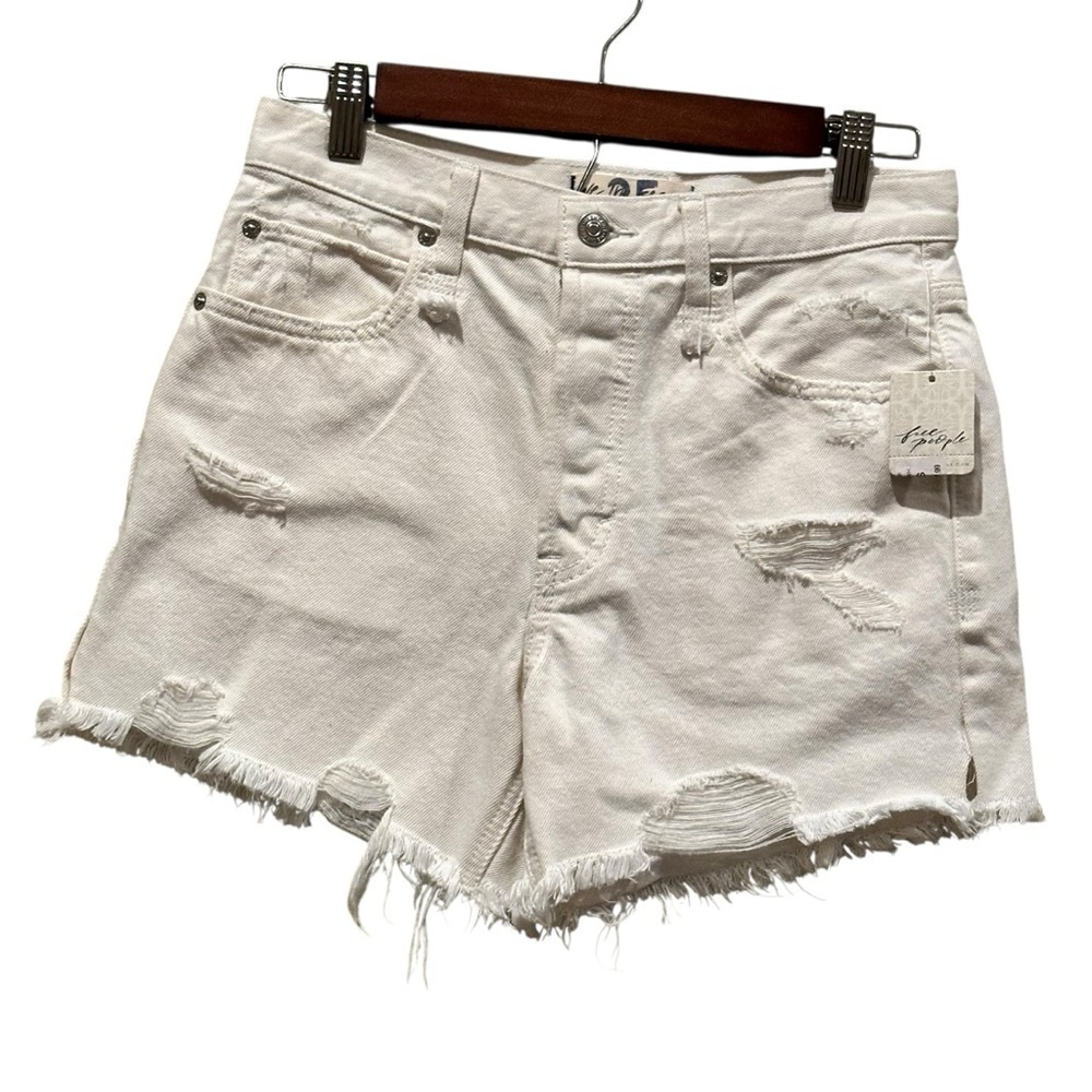 Free People We The Free Shorts Button Fly White Distressed Cut Off Sz 25 NWT